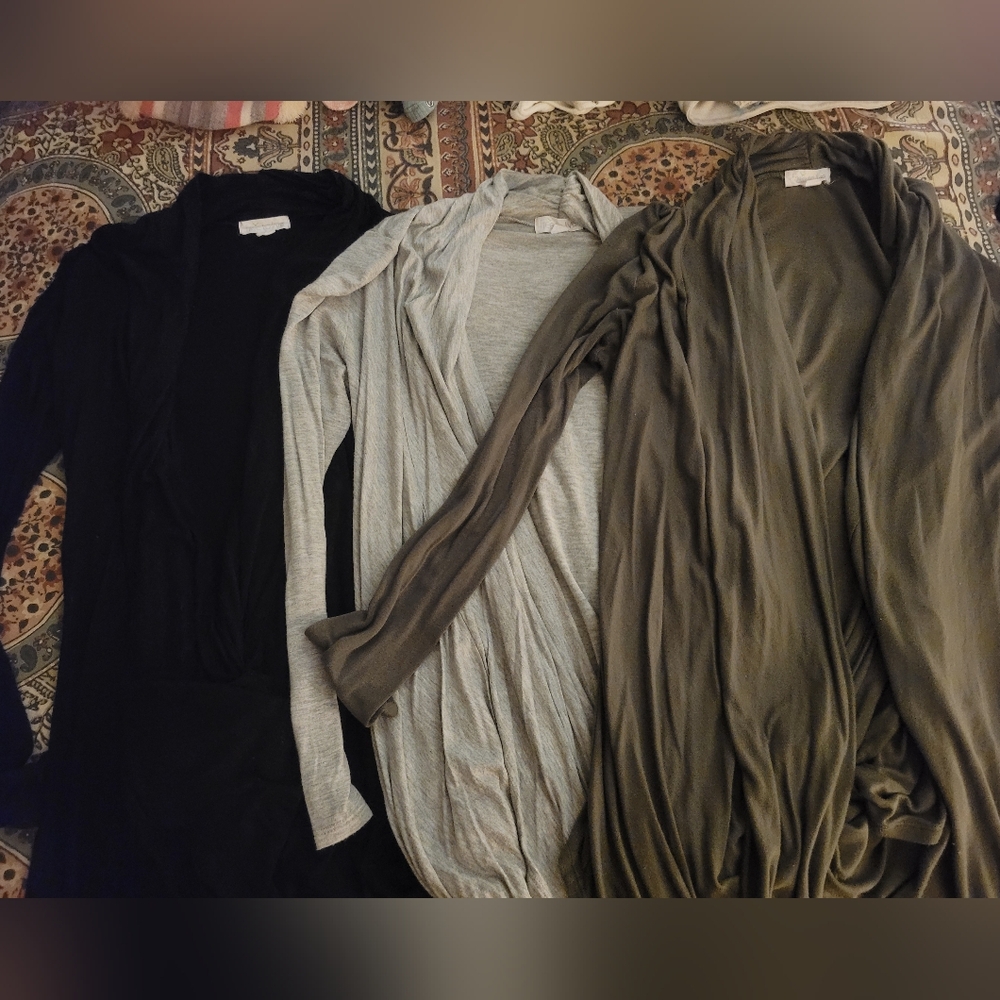Free To Live Maternity And Nursing Shirt Lot